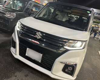スタッフ車紹介♪ソリオへクリスタルエンブレムを付けたら・・・⭐️